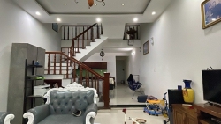 Bán nhà 3 tầng mới, diện tích 128m2, mặt tiền Nguyễn Quang Lâm, giá chỉ nhỉnh 4 tỷ tại Quảng Nam