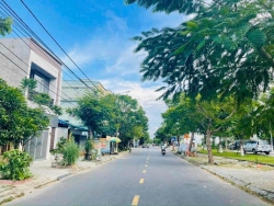 Cần bán góc ngã 4 đường 7m5 Nguyễn Đoá và Hoàng Châu Ký, Thuộc Hoà Xuân tại Quảng Nam