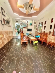 Bán nhà 3 tầng kiệt 2 ô tô quay đầu, kiêt to như đương chinh, đường Nguyễn Công Hoang tại Quảng Nam