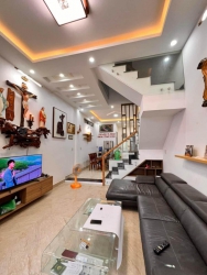 Bán nhà 2 tầng đổ mê trung tâm Hải Châu tại Quảng Nam