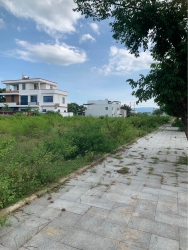 Cần tiền cần bán lô đất đường 10m5 khu đô thị Golden Hills tại Quảng Nam