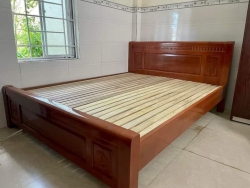 Giường bằng gỗ cây dứa đã đến tay khách hàng tại Quảng Nam