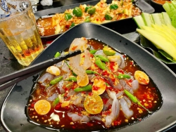 Gỏi Cá Trích Nam Ô và Gỏi Sứa Ngâm Mắm Nhĩ tại Quảng Nam