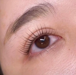 Nàng nào muốn mắt to hơn, long lanh hơn mà vẫn tự nhiên thì về với đội của em nhé tại Quảng Nam