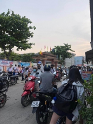 Ai muốn thuê nhà gần trường học tại cầu lót tại Quảng Nam