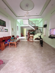 Cần bán nhà tâm huyết 2,5 tầng đúc Đường Trần Kim Xuyến, Hoà Xuân tại Quảng Nam