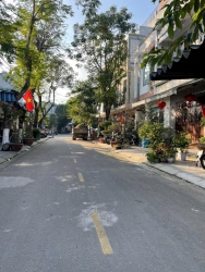 CHU SOT RUN NGUOI DAT TANG NHA ME LUNG GAN SONG HAN CACH BIEN MY KHE 5P tại Quảng Nam