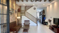 BÁN NHÀ 3 TẦNG MẶT TIỀN KHU TRUNG LƯƠNG (VEN SÔNG RẤT ĐẸP) tại Quảng Nam