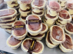 Bán bánh sukem sữa dừa, tiramisu, Bông lan kem trứng dừa nướng, custard mix tại Quảng Nam