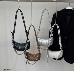 Túi xách thời trang cho nữ tại Quảng Nam